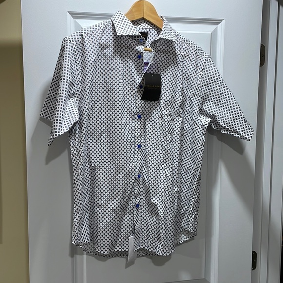 🆕Men’s shirt - Picture 1 of 3